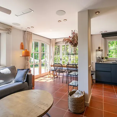 Villa Pastora *